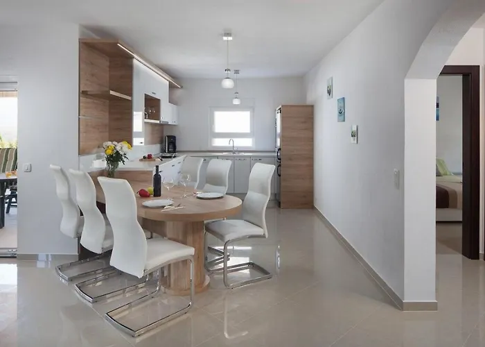 Vista Apartment Vir